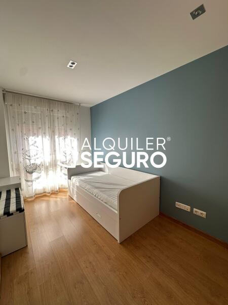 Inmueble en Calle Pegaso, MADRID