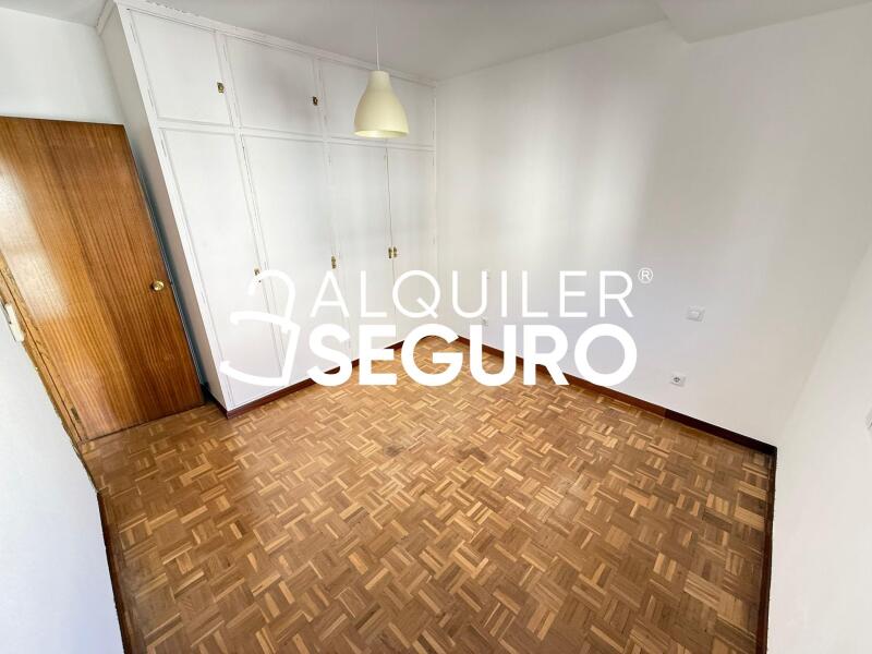 Inmueble en Calle Cartagena, MADRID