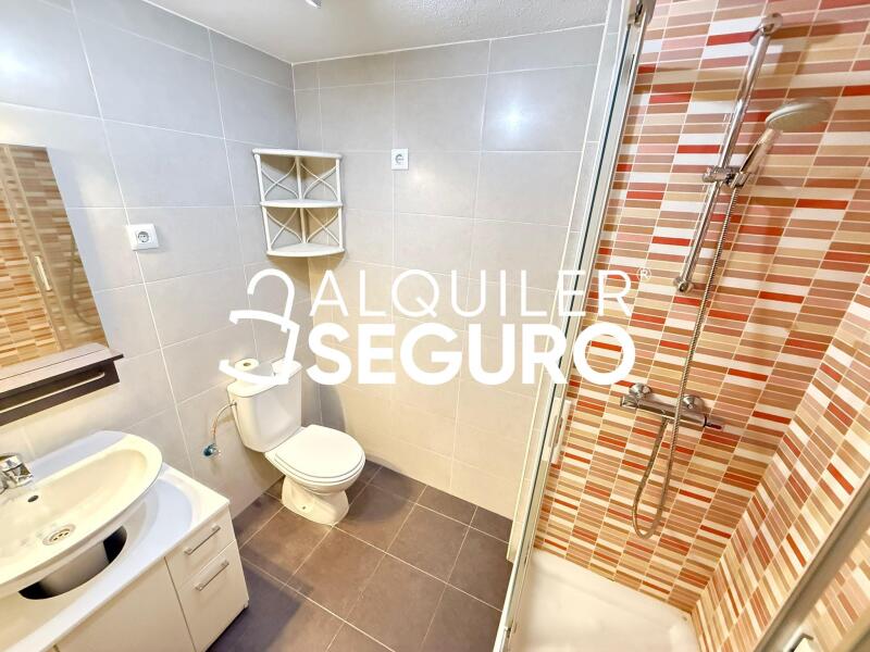 Inmueble en Calle Cartagena, MADRID