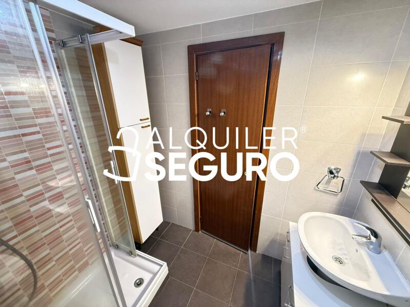 Inmueble en Calle Cartagena, MADRID