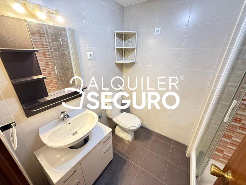 Inmueble en Calle Cartagena, MADRID
