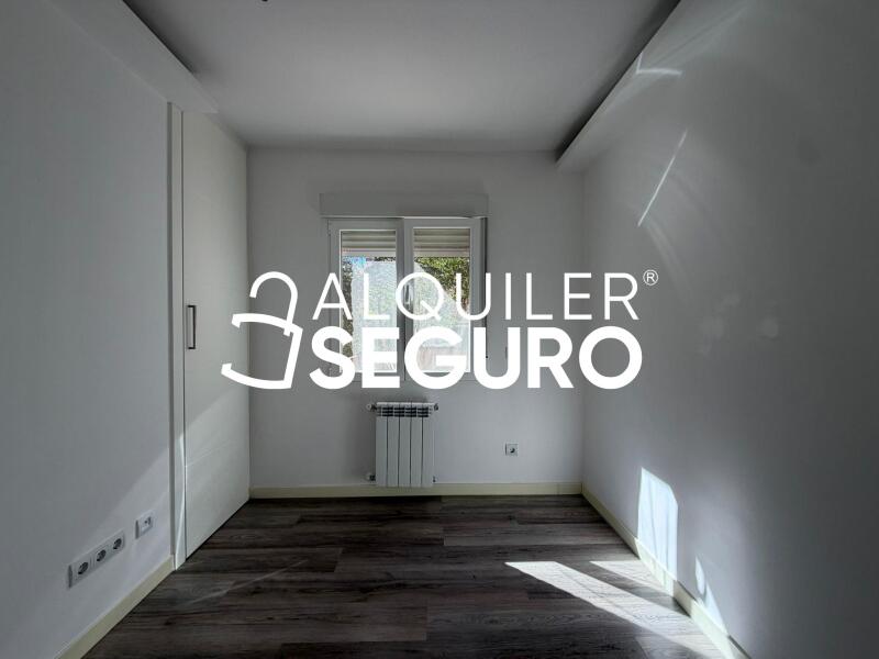 Inmueble en Calle Pozo Nuevo , MADRID