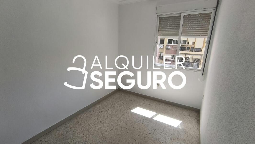 Inmueble en Calle Toledo, SEVILLA