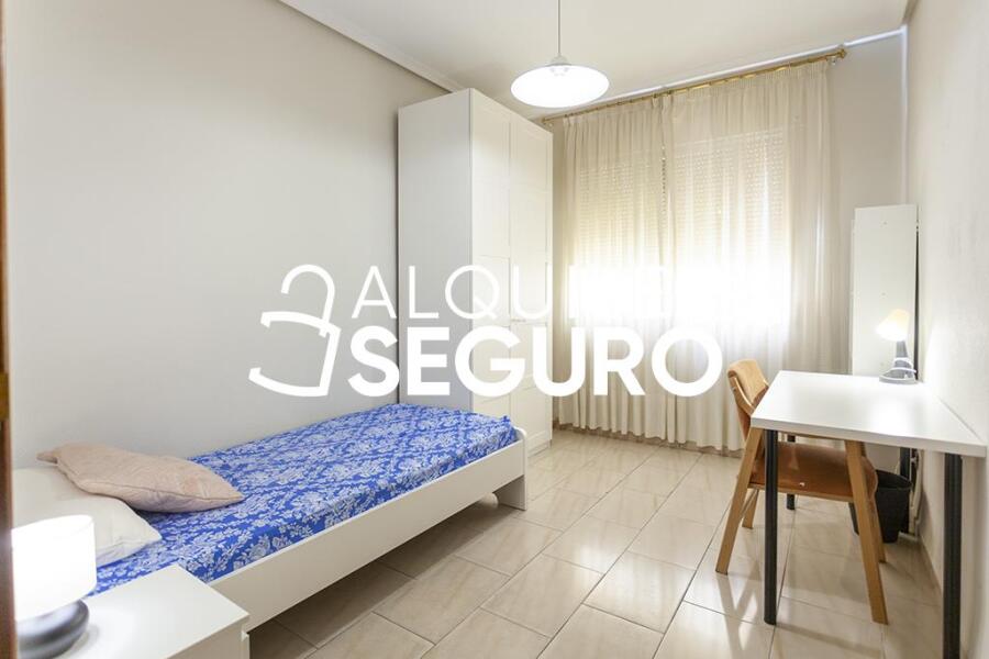 Inmueble en Calle de Guzmán el Bueno, MADRID