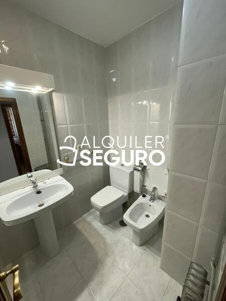 Inmueble en Calle Rafael Finat , MADRID
