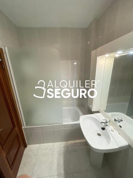 Inmueble en Calle Rafael Finat , MADRID