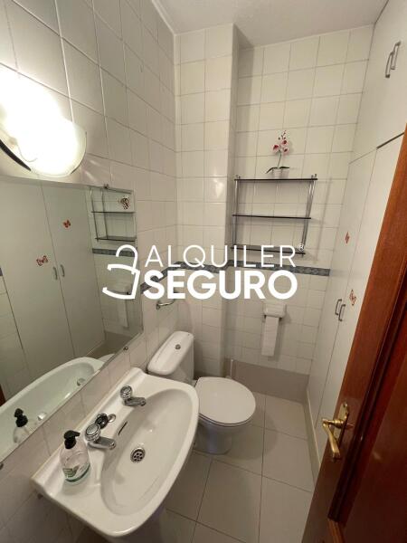Inmueble en Calle Rafael Finat , MADRID