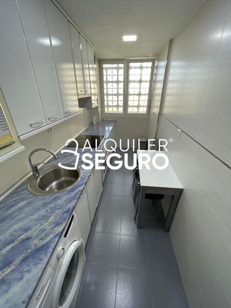 Inmueble en Calle Rafael Finat , MADRID