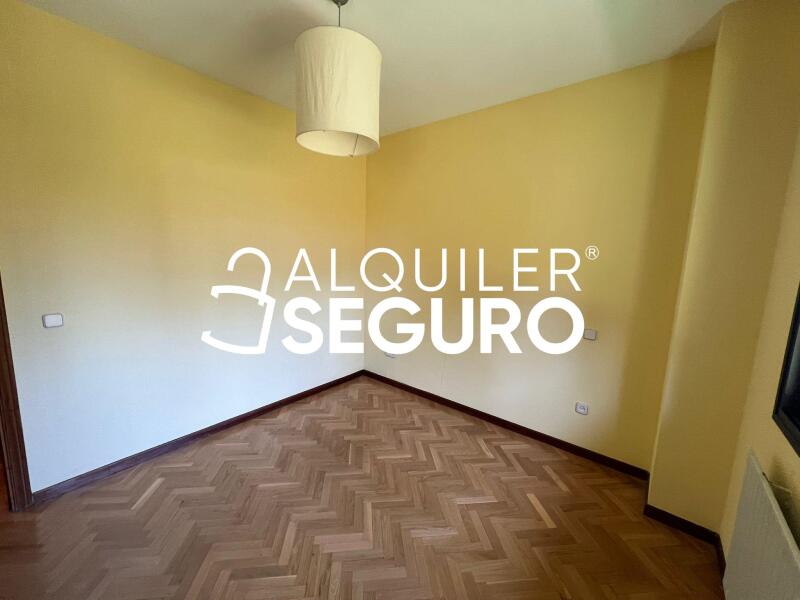 Inmueble en Plaza Sector Literatos , MADRID
