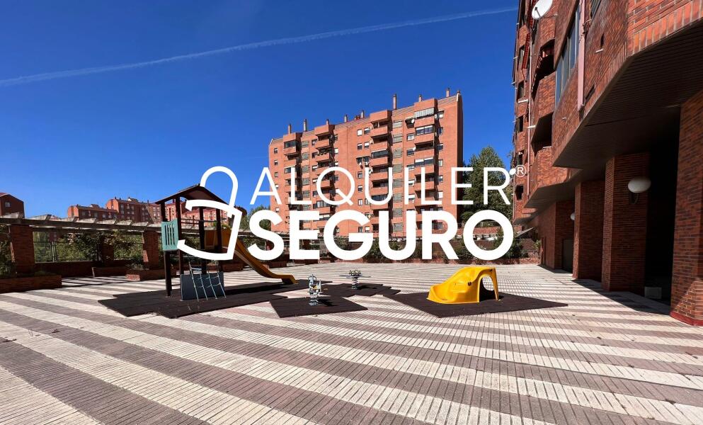Inmueble en Plaza Sector Literatos , MADRID