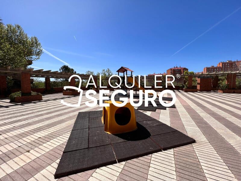 Inmueble en Plaza Sector Literatos , MADRID