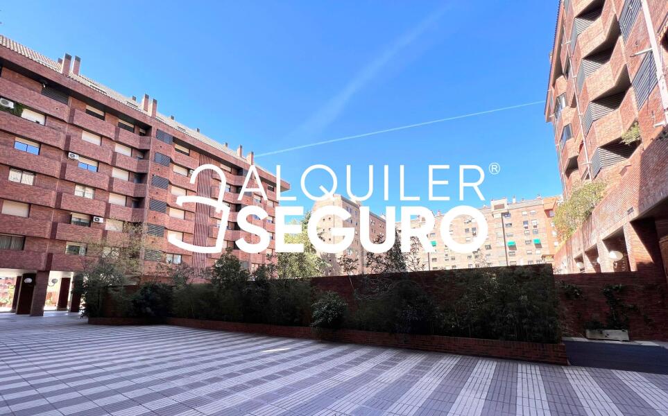 Inmueble en Plaza Sector Literatos , MADRID