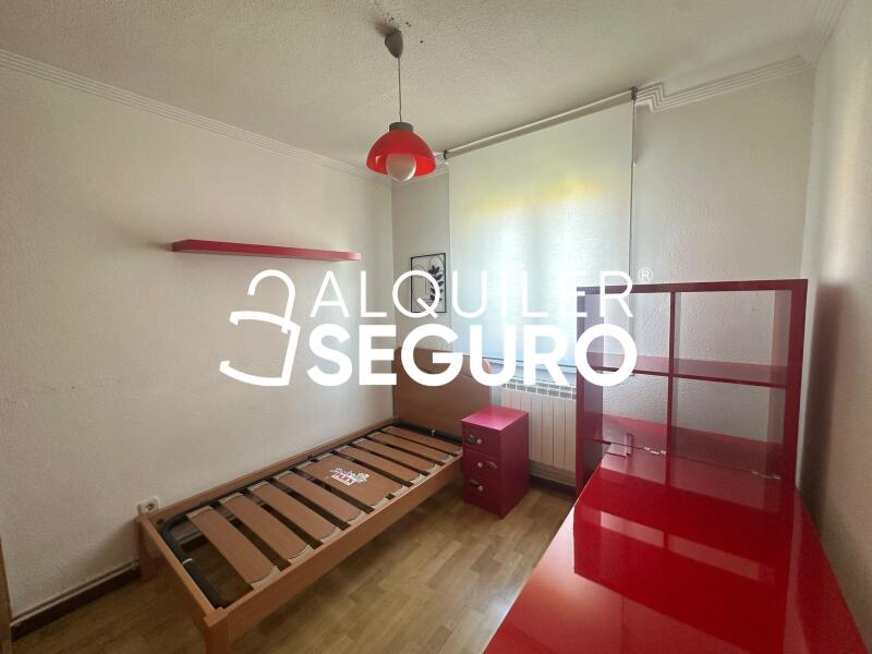 Inmueble en Calle Valdebernardo , MADRID