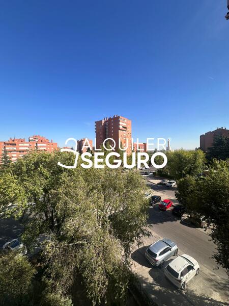 Inmueble en Calle Valdebernardo , MADRID