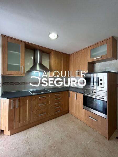 Inmueble en Via Complutense, MADRID