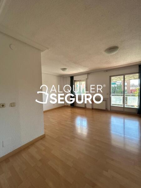 Inmueble en Via Complutense, MADRID