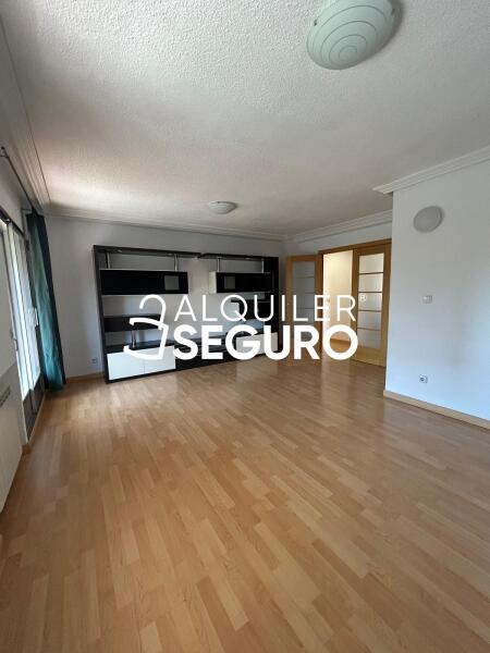 Inmueble en Via Complutense, MADRID