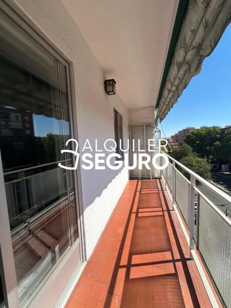 Inmueble en Via Complutense, MADRID