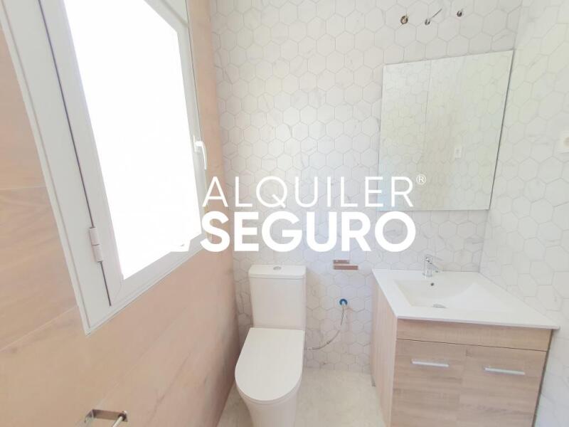 Inmueble en Calle Arroyo de la Presa, MADRID