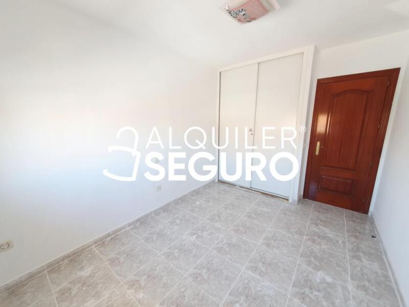 Inmueble en Calle Arroyo de la Presa, MADRID