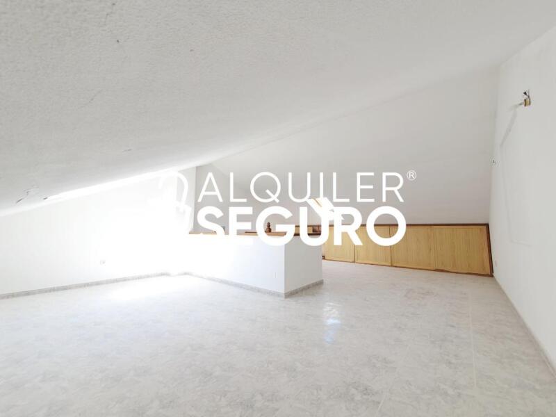 Inmueble en Calle Arroyo de la Presa, MADRID