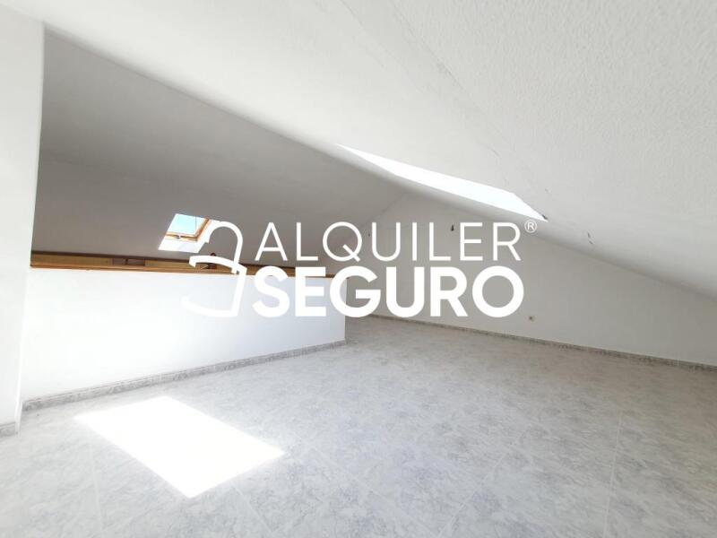 Inmueble en Calle Arroyo de la Presa, MADRID