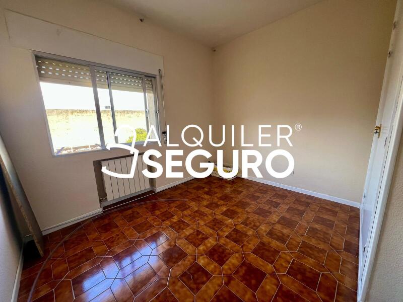Piso en Avenida de la Alameda, FUENTE EL SAZ DE JARAMA MADRID