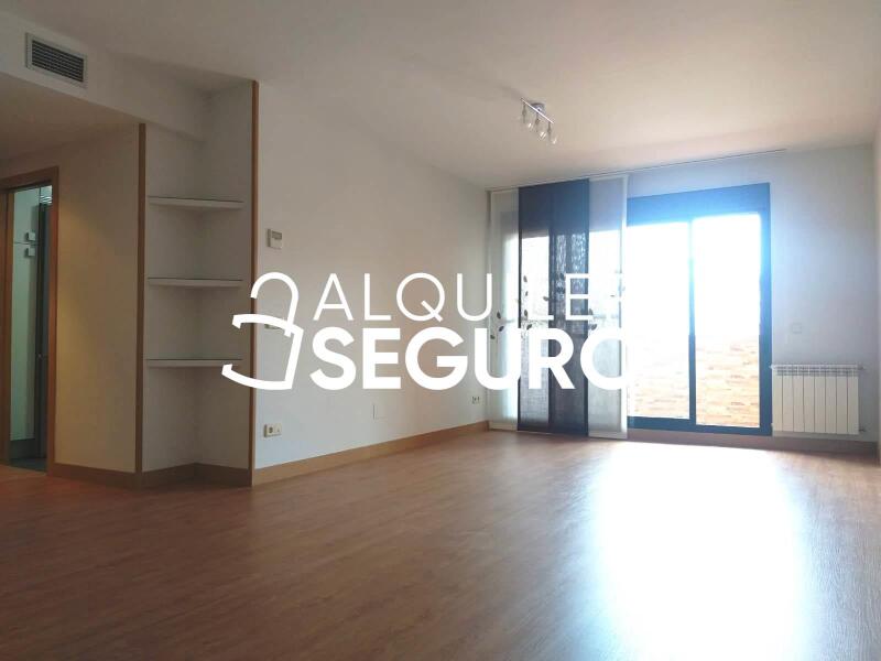 Inmueble en Avenida Julio Fuentes, MADRID