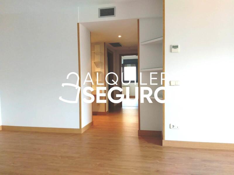 Inmueble en Avenida Julio Fuentes, MADRID