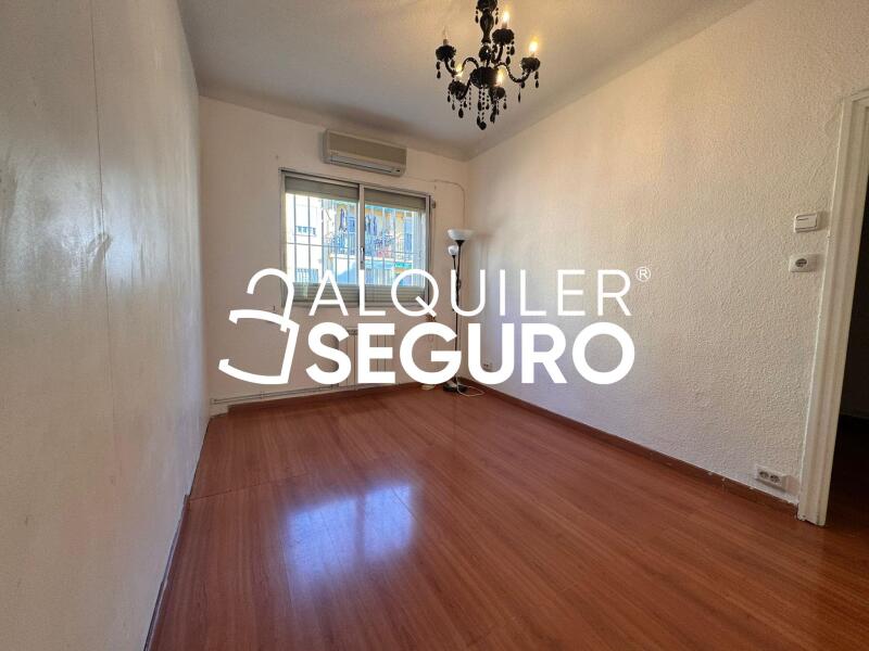 Inmueble en Calle Busaco, MADRID