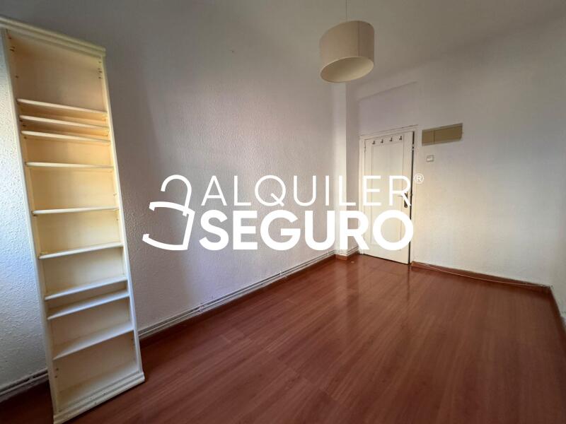 Inmueble en Calle Busaco, MADRID