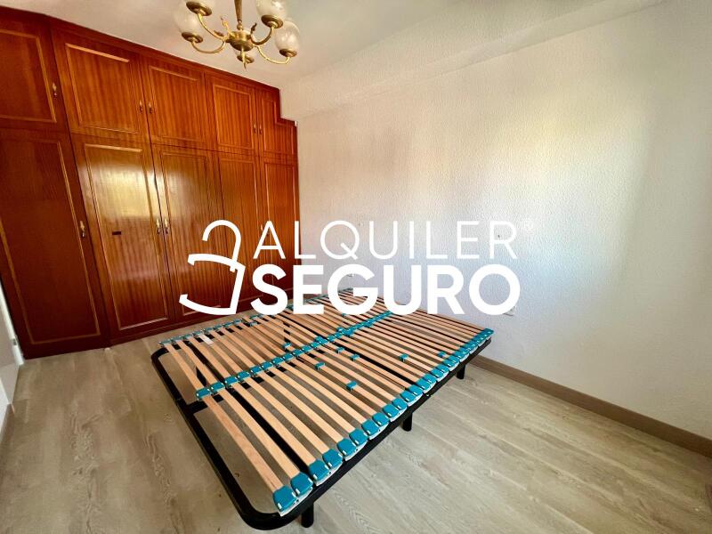 Inmueble en Calle de Miranda de Arga, MADRID