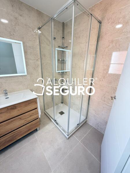 Inmueble en Avenida Ciudad de Barcelona, MADRID