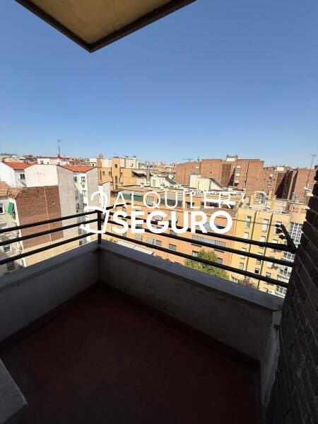 Inmueble en Avenida Ciudad de Barcelona, MADRID