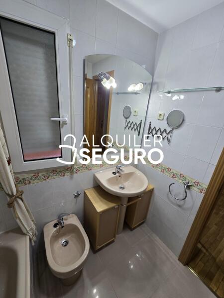 Inmueble en Calle Valle de Nocito , MADRID