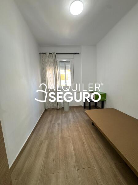 Inmueble en Avenida Juan XXIII, MÁLAGA