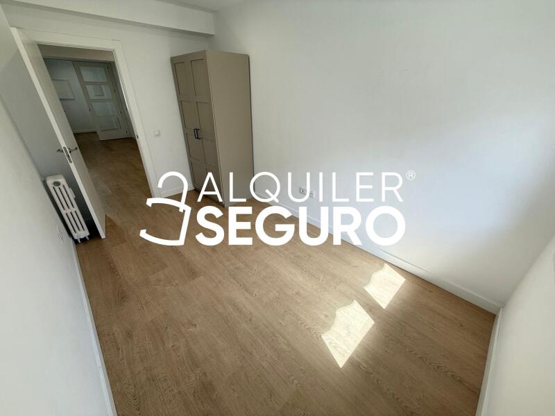 Inmueble en Calle sanchez barcastegui, MADRID