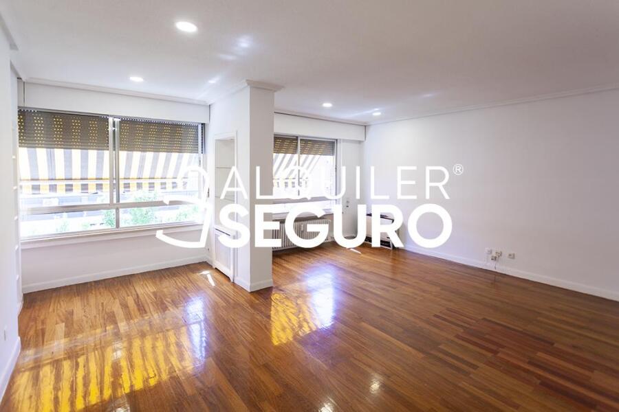 Inmueble en Calle de Menendez Pidal, MADRID