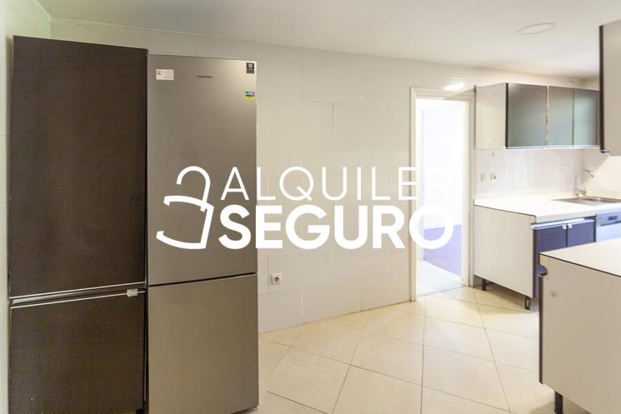 Inmueble en Calle de Menendez Pidal, MADRID