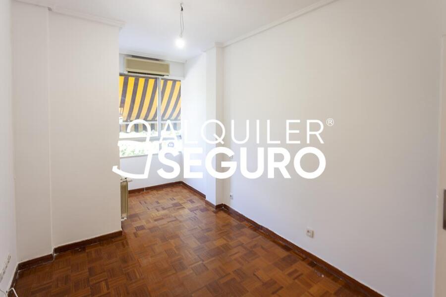 Inmueble en Calle de Menendez Pidal, MADRID