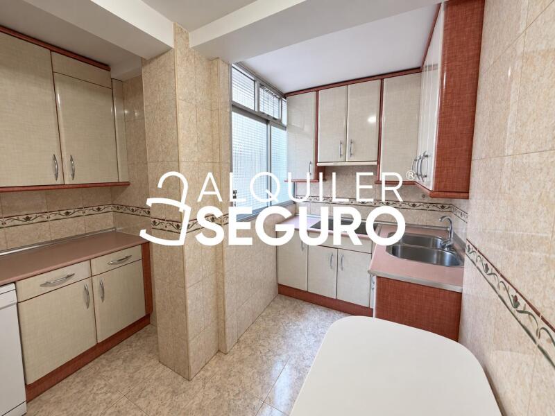 Inmueble en Calle Fuentebella, MADRID