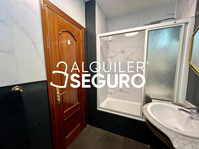 Inmueble en Avenida de Monforte de Lemos, MADRID