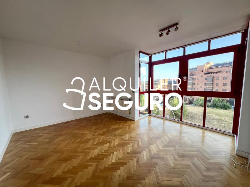 Inmueble en Calle del Valle de Bergantiños, MADRID