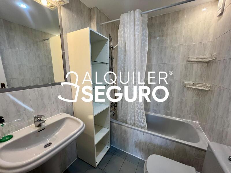 Inmueble en Calle del Valle de Bergantiños, MADRID