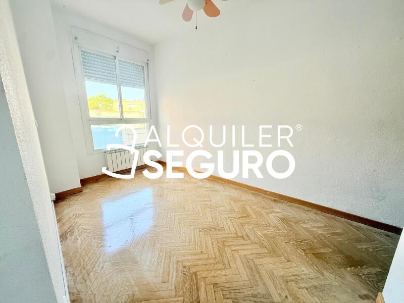 Inmueble en Calle de Bellver, MADRID