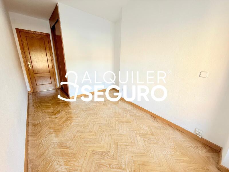 Inmueble en Calle de Bellver, MADRID