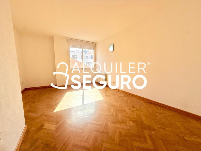 Inmueble en Calle de Bellver, MADRID