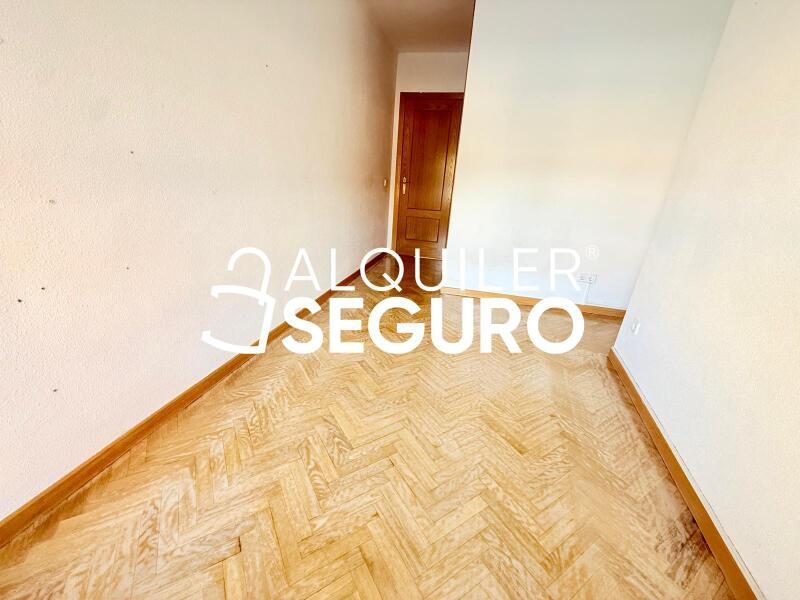 Inmueble en Calle de Bellver, MADRID