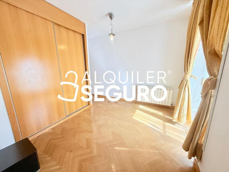 Inmueble en Calle de Bellver, MADRID