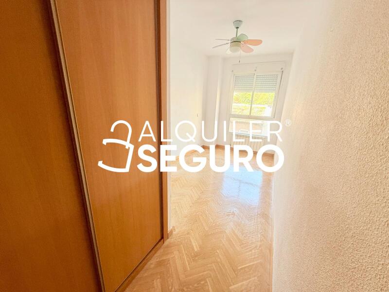 Inmueble en Calle de Bellver, MADRID
